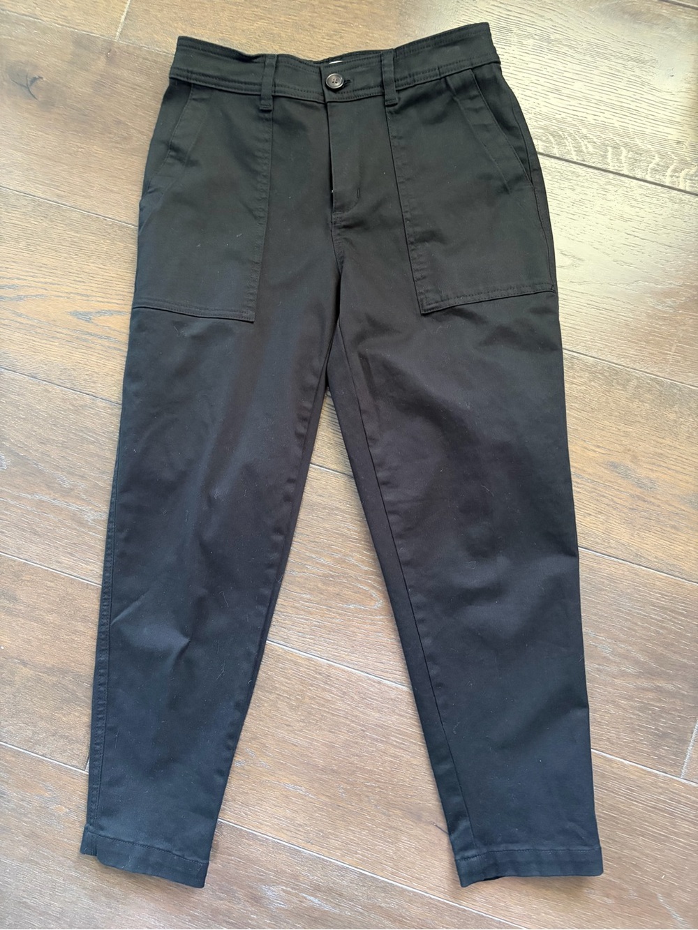 Women’s Black Cargo Tapered Pants